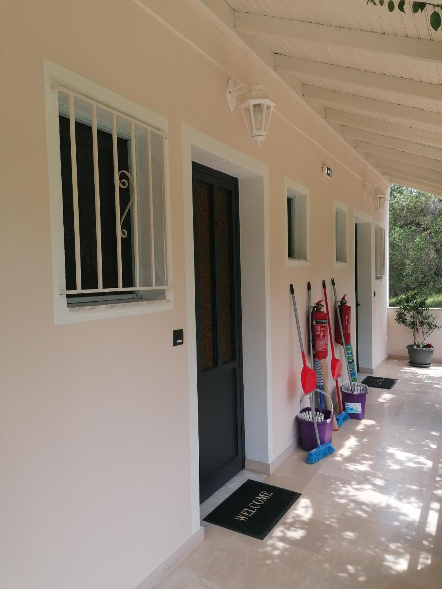 Makis Apartments Arillas  Exterior photo